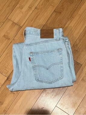 Levi's Baggy Dad jeans
